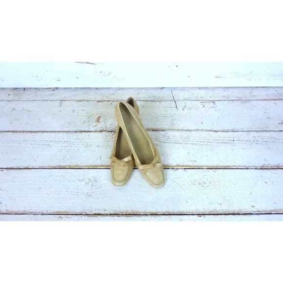 Stuart Weitzman beige tan embossed high heel leather pumps reptile embossed - Picture 1 of 9